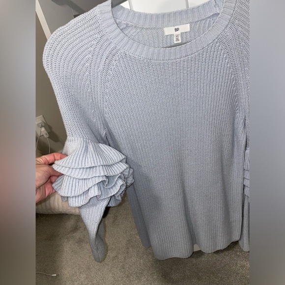 BP ruffled sweater - Picture 2 of 4